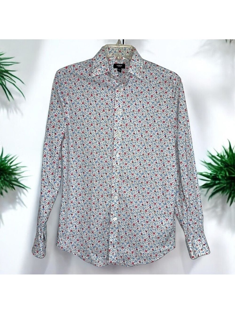 Express White and Red and Blue Floral Button Down Shirt size XS